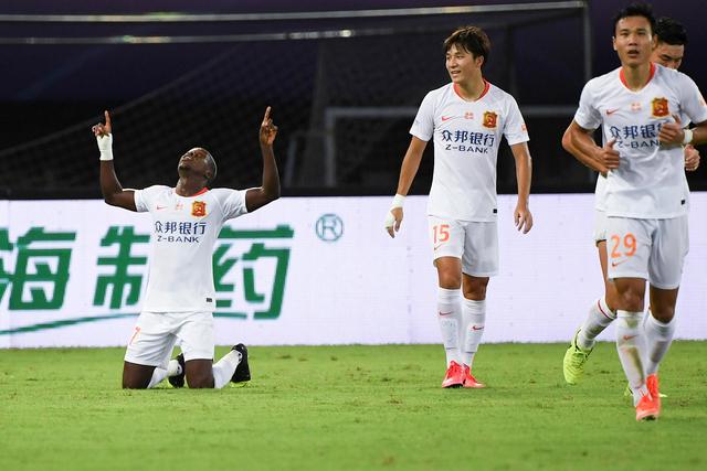 海港丢球！对手远射破门 海港主场0-1落后柔佛DT